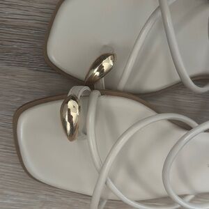 Steve Madden White and Gold Sandals with Chic Design